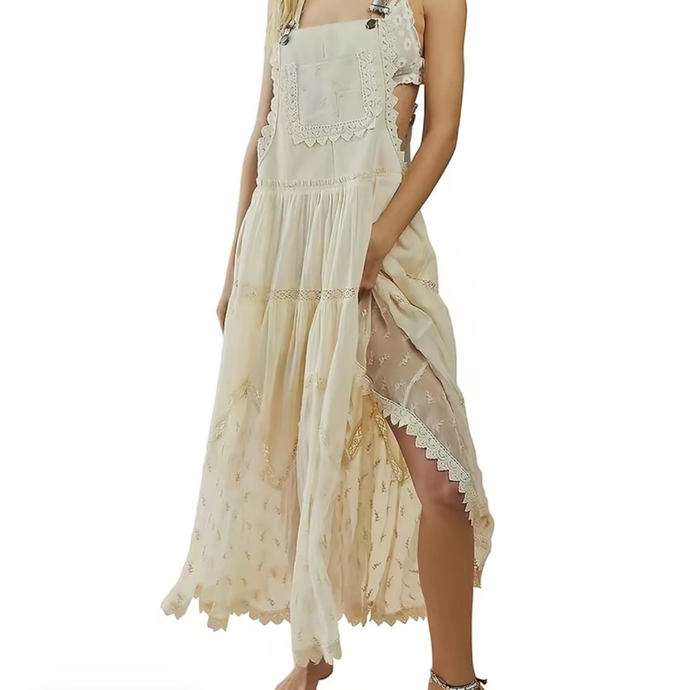 Elegant Cream Lace Maxi Dress
